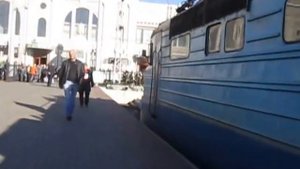 Прибытие пассажирского поезда №33/34 Москва-Одесса на ст.Одесса главная.