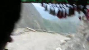 Весёлый автобус на горной дороге Непала!