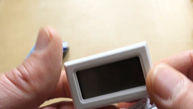 GEARBEST - SpedCrd Mini Digital LCD Temperature Meter Electronic Thermometer - WHITE смотреть онлайн