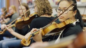 Power up 3_Unit 6_ page 68_ 01 Unit opener_ Classroom stars