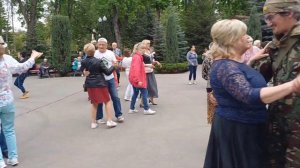 У РЕКИ У РЕЧКИ РОС КУДРЯВЫЙ КЛЕН💕 ТАНЦЫ💕 ХАРЬКОВ 28.04.2024