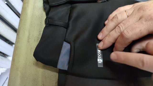 Брендирование товара. нанесение логотипа нашего бренда на готовую продукцию.