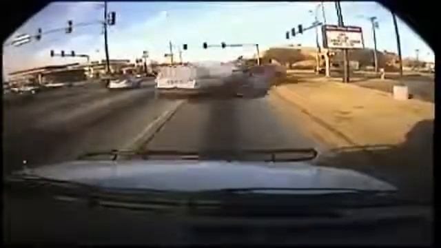 Scary car accident in USA traffic   accidents 2013   Trafik Kazaları