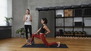 Jivamukti Yoga. Освоение Пинча Майюрасаны с Ксенией Уваровой