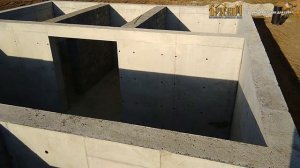 Строительство дома Терем 8 х 11 м из оцилиндрованного бревна с цокольным этажом