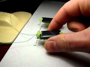 Жук на солнечной батарее