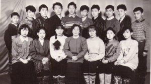 Выпуск 1996 г. Легойской средней школы с.Кептени Усть-Алданского улуса.
