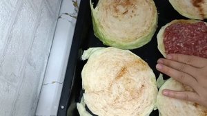 Стейк из капусты с фаршем. Вот что можно приготовить из капусты с фаршем!