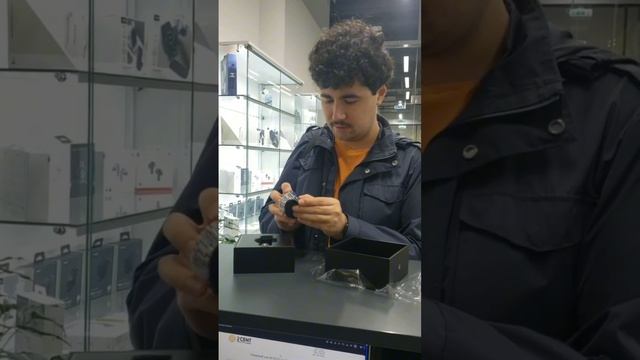 Распаковка Huawei Watch Ultimate с титановым ремешком