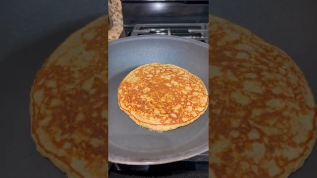 TASTY BANANA PANCAKE WITH OATS 🤤 #food #breakfast #pancake #waffle #recipe #cooking #sweet #dessert