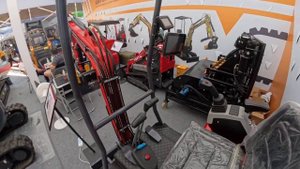 Кантонская выставка 2024 . Спецтехника из Китая. Грузовики.Краны.Манипуляторы.Оборудование.Трактора