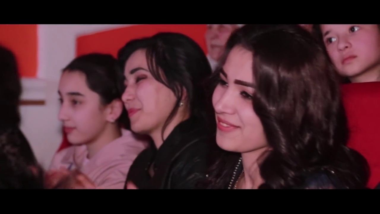 Анвар Ахмедов & Паризода - Шухи дилороям (Шоу консерти 2019) смотреть онлайн