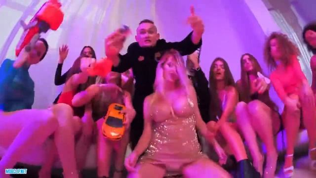 Morginshtern Yong hefner смотреть онлайн