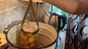 Компот из абрикосов на зиму. Абрикосы в сладком сиропе.