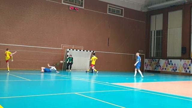 Атлетик:Титан-2, чемпионат Соснового Бора,17 тур, сезон 2023-2024, 1 тайм смотреть онлайн