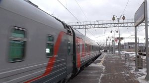 ЭП2К-423. С фирменный поездом 012Я "Ямал" Сообщением: Москва - Новый Уренгой.