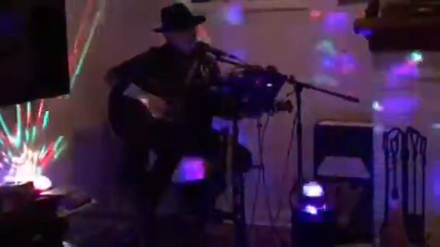 Аркадий Мангейм - Романс "Ты успокой меня" (А. Вертинский), домашний концерт "У камина" смотреть онлайн