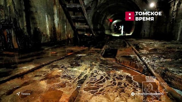 В здании Стройпарка образовались трещины
