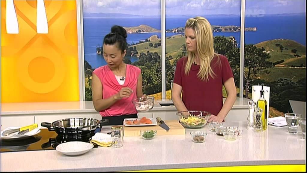 Sachie on Good Morning TV cooking Vietnamese green salad, green papaya with salmon