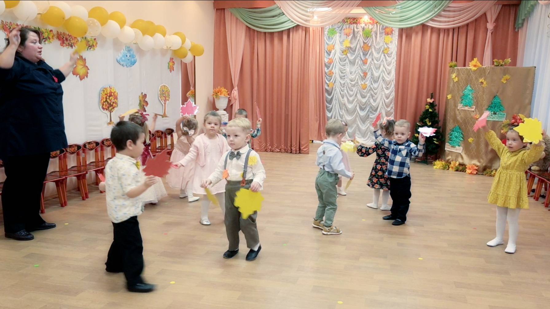 Детский сад "Праздник осени" смотреть онлайн