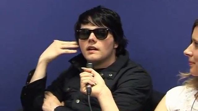 Chat w Gerard and Bob ! (My Chemical Romance) смотреть онлайн