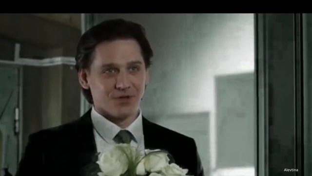 Л. ВЕЛИКАНОВА. Любовь сильнее (романс) смотреть онлайн