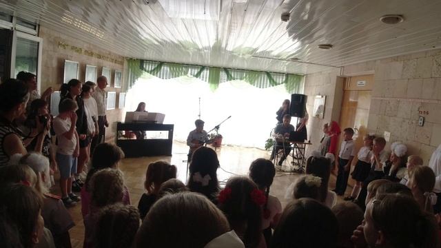 ПЕРВЫЙ ЗВОНОК В ПАВЛОВСКОЙ ШКОЛЕ МСКУСТВ 2024 смотреть онлайн