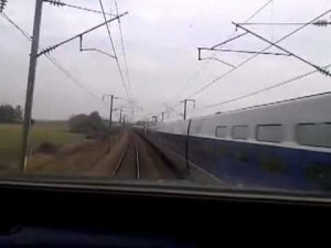Вид из кабины скоростного французского поезда TGV
