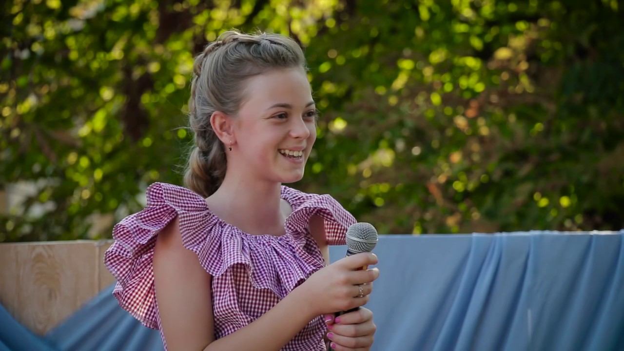 Анастасія Колчанова (13 років) місто Ізюм. Візитівка