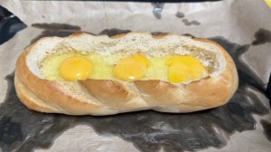ИДЕАЛЬНЫЙ ЛЕНИВЫЙ ЗАВТРАК🥚🥚🥚 яйца, батон и ветчина! Все в духовку на 15 минут