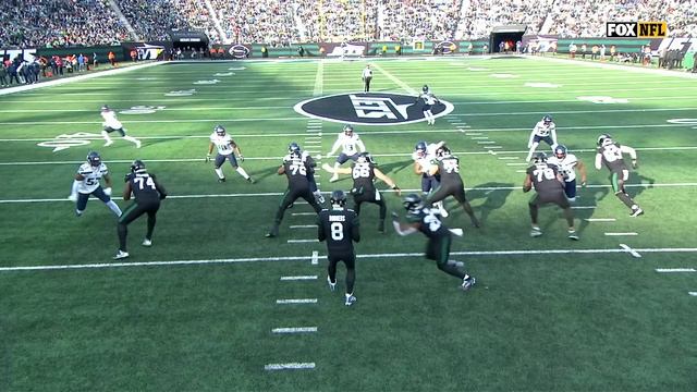 Rodgers' 24-yard loft to Adams features masterful accuracy from the veteran QB