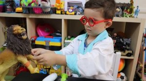 ИГРА В ДОКТОРА для Детей! Играем в Доктора с Игрушками