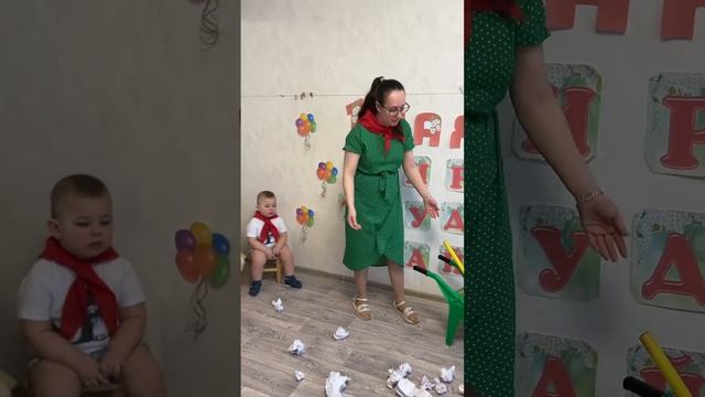 Мир! Труд! Май! 🕊️ Группа «Малыши» смотреть онлайн