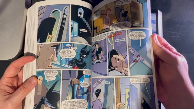 Why The Batman Beyond Compendium Is A MUST BUY For Fans! смотреть онлайн