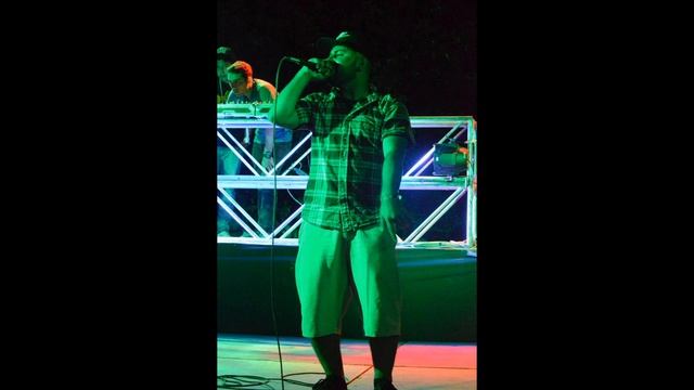 Calienta Bancas Ft ResistenciaVocal - Subele!