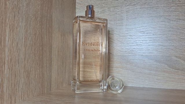 Comme Une Evidence #yves_rocher #yvesrocher #парфюмерия #духи #шлейф #парфюмерныйрелакс #ароматы