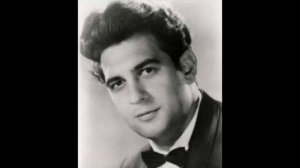 Placido Domingo VS Placido Domingo