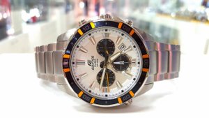 Обзор часов CASIO EDIFICE EFR-534D-7AVEF+LIGHT (Review)