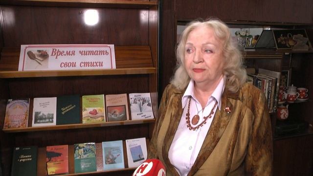 Встреча с поэтессой Любовью Крыловой