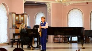 Христофориди Виталий, саксофон, 10 лет. "Жонглёр" Маккер Р.