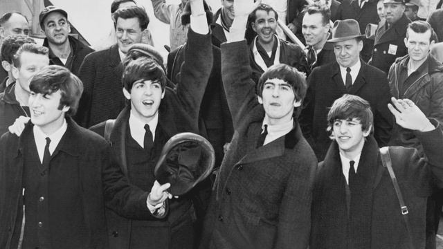 Feb 11: Whitney Houston, Led Zeppelin, The Beatles, The Monkees... | MusicGeology смотреть онлайн