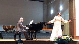 О.Шилова и А. Кузнецов - романс «О чём в тиши ночей таинственно мечтаю» (Римский-Корсаков)