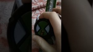 Игрушка омнитрикс из мультфильма Бен Тен