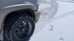 Snow in Texas Let’s see how the Tahoe and Venom Power Terra Hunter Tires handle It