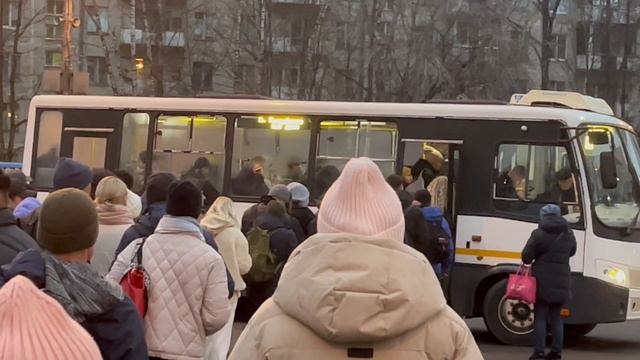 121 маршрут Рублёвка не справляется с наплывом мигрантов