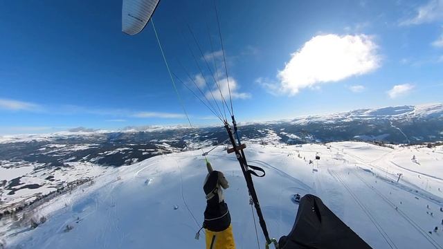 Voss Hangur east, 15.3.2023, Top Landing, 13:01, Ozone Enzo 3, Paragliding, Soaring, Norge Norway смотреть онлайн