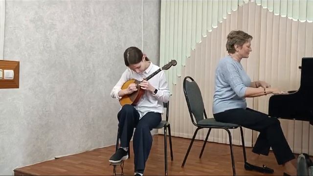 Алексеева Дарья, 13лет, домра А.Аренский Романс смотреть онлайн