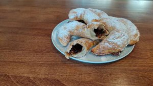 БУЛОЧКИ ИЗ СЛОЕНОГО ТЕСТА с фруктово-ореховой начинкой