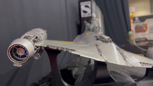 Hot Toys 1/6 Scale N-1 Starfighter смотреть онлайн