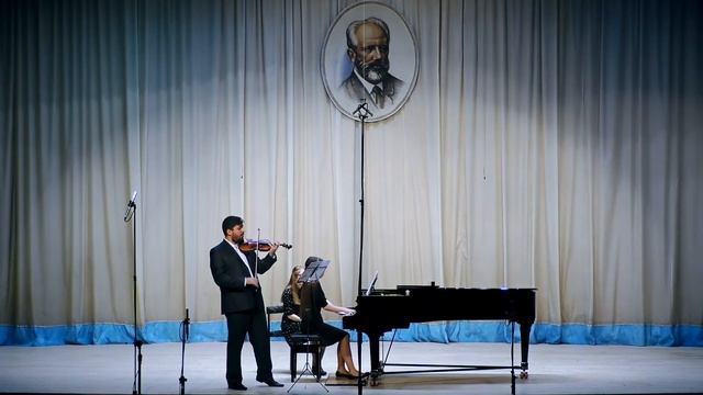 Кузнецова Диана, Петухов Илья - И.Фролов - «Романс» смотреть онлайн